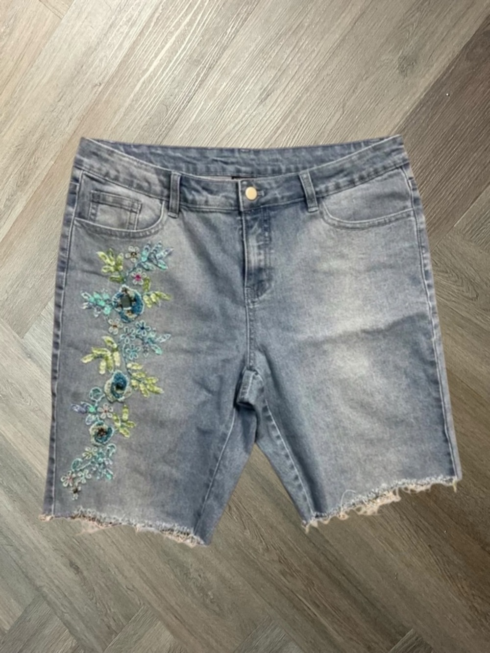 Boston‎ Proper Embellished Floral Sequins Denim Jean Shorts Womens 12 Light Blue